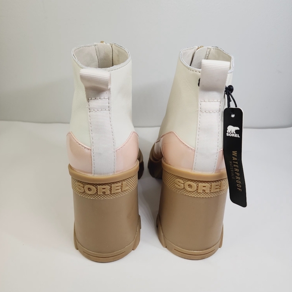 Sorel Zippered Leather Booties - Picture 7 of 9